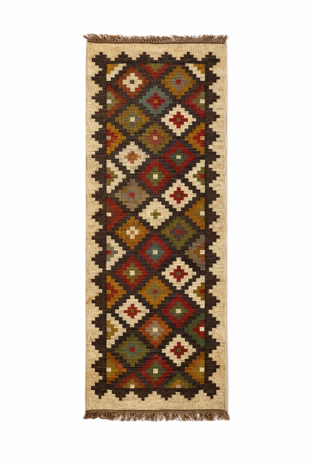 Aztec Diamond Rug – Earth Tone Tribal Design
